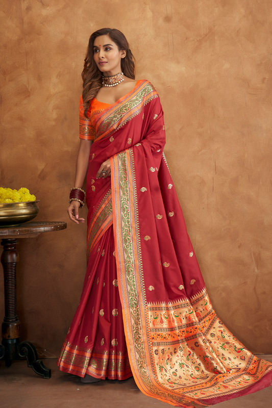 Golden Grace Soft Banarasi Silk Saree with Rich Pallu Design - LaVante Fashion