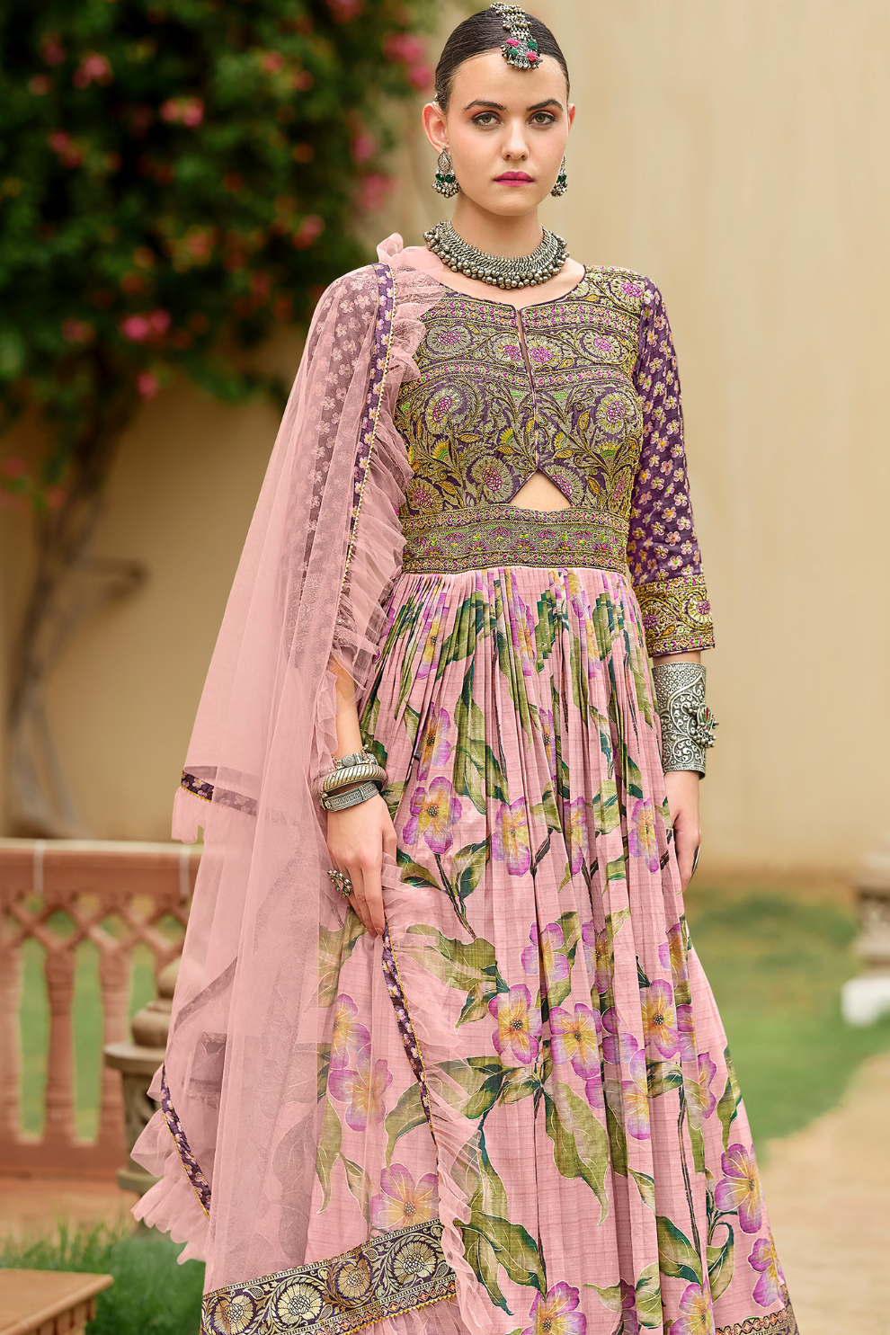 Luxury Zari Silk Pink Gown With Floor-Sweeping Flair
