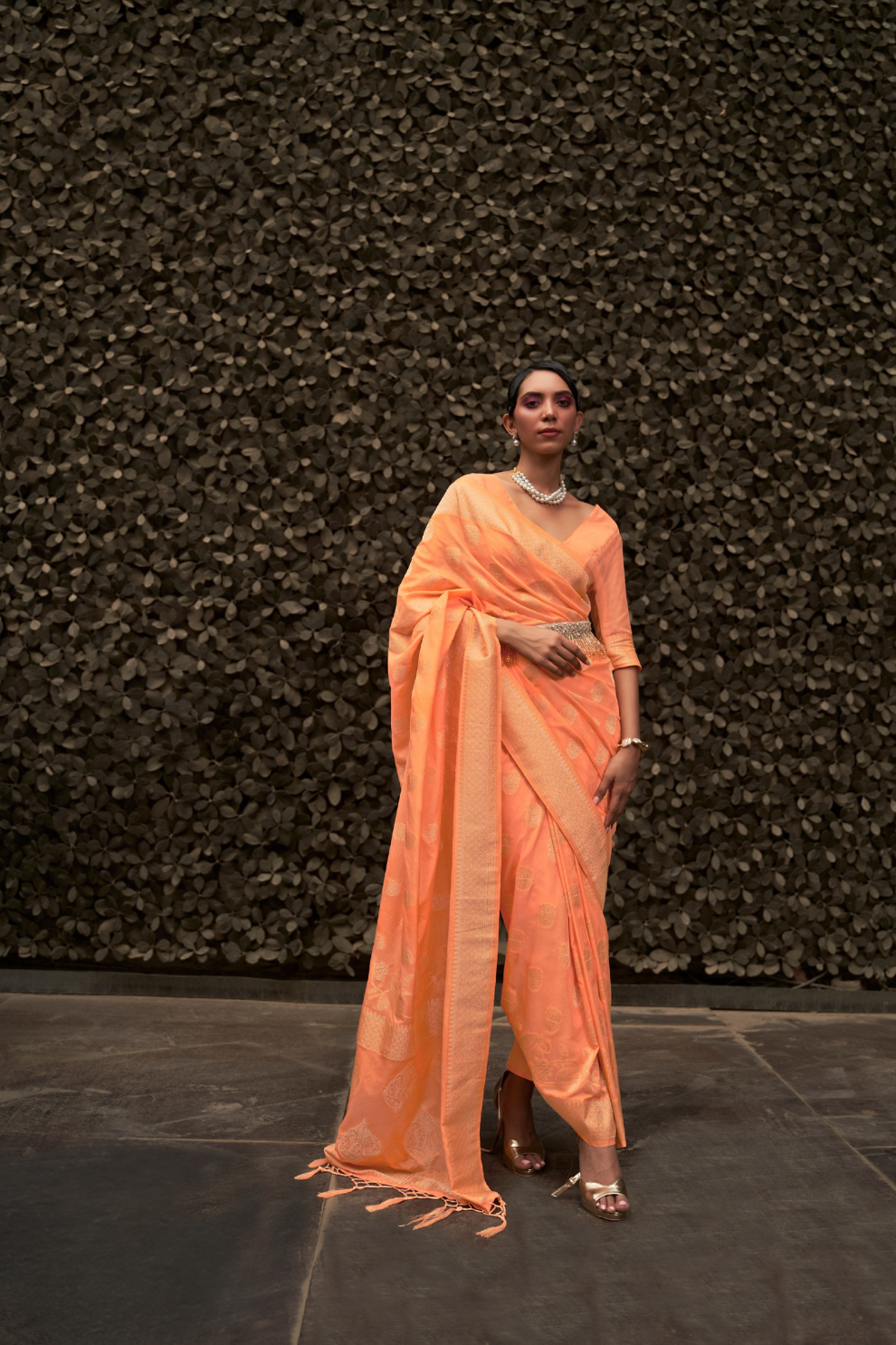 Designer Two-Tone Weaving Saree in Nylon Chinon