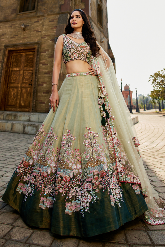 Stylish Net Lehenga Choli & Dupatta Highlighted with Sequins Embroidery