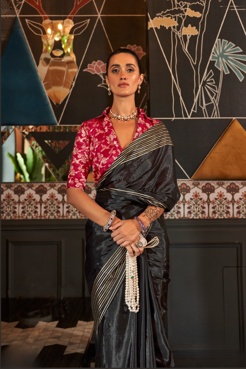 Pure Viscose Handloom Saree with Contrast Heavy Blouse