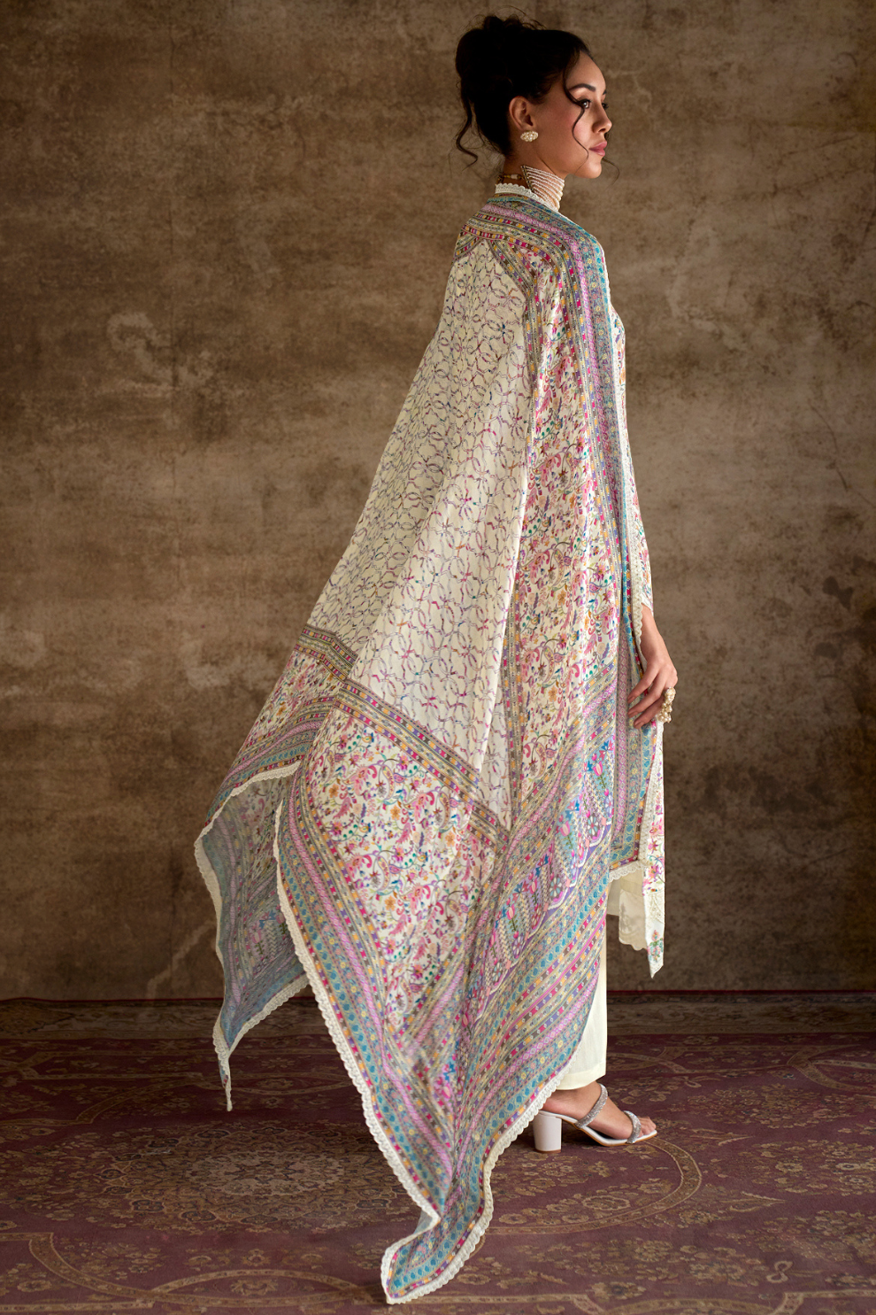 Pure Muslin Salwar Suit with Digital Print & Kashmiri Embroidery