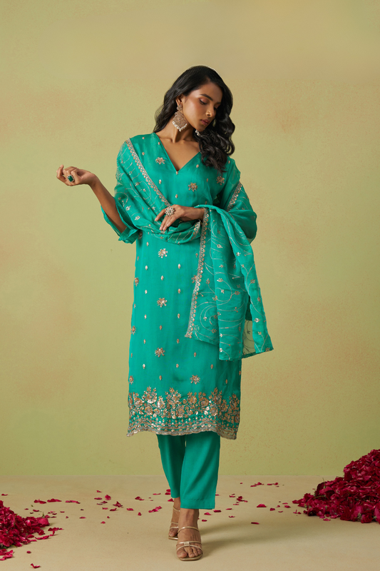 Traditional Organza Kurta Set With Embroidery Work