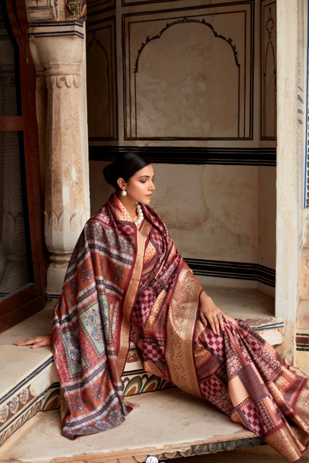 Dola Viscose Saree with Topclass Print - LaVante Fashion