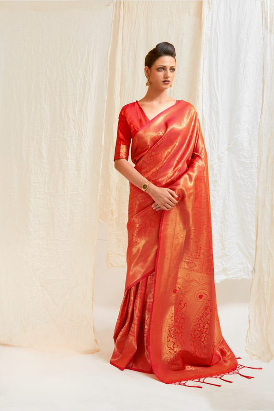 Kanjivaram Silk Saree with Traditional Handloom Weaving Art