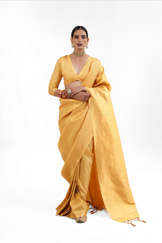 Handloom Woven Kanjivaram Silk Saree with Rich Traditional Design