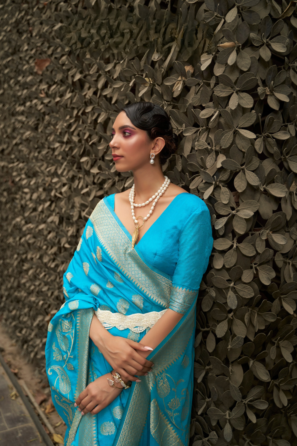 Designer Two-Tone Weaving Saree in Nylon Chinon