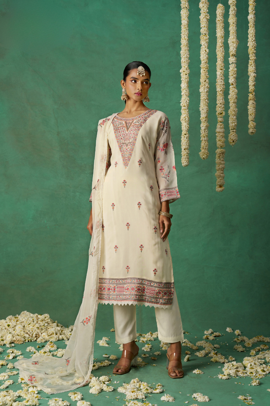 Graceful Multi-Thread Embroidered Pant Suit
