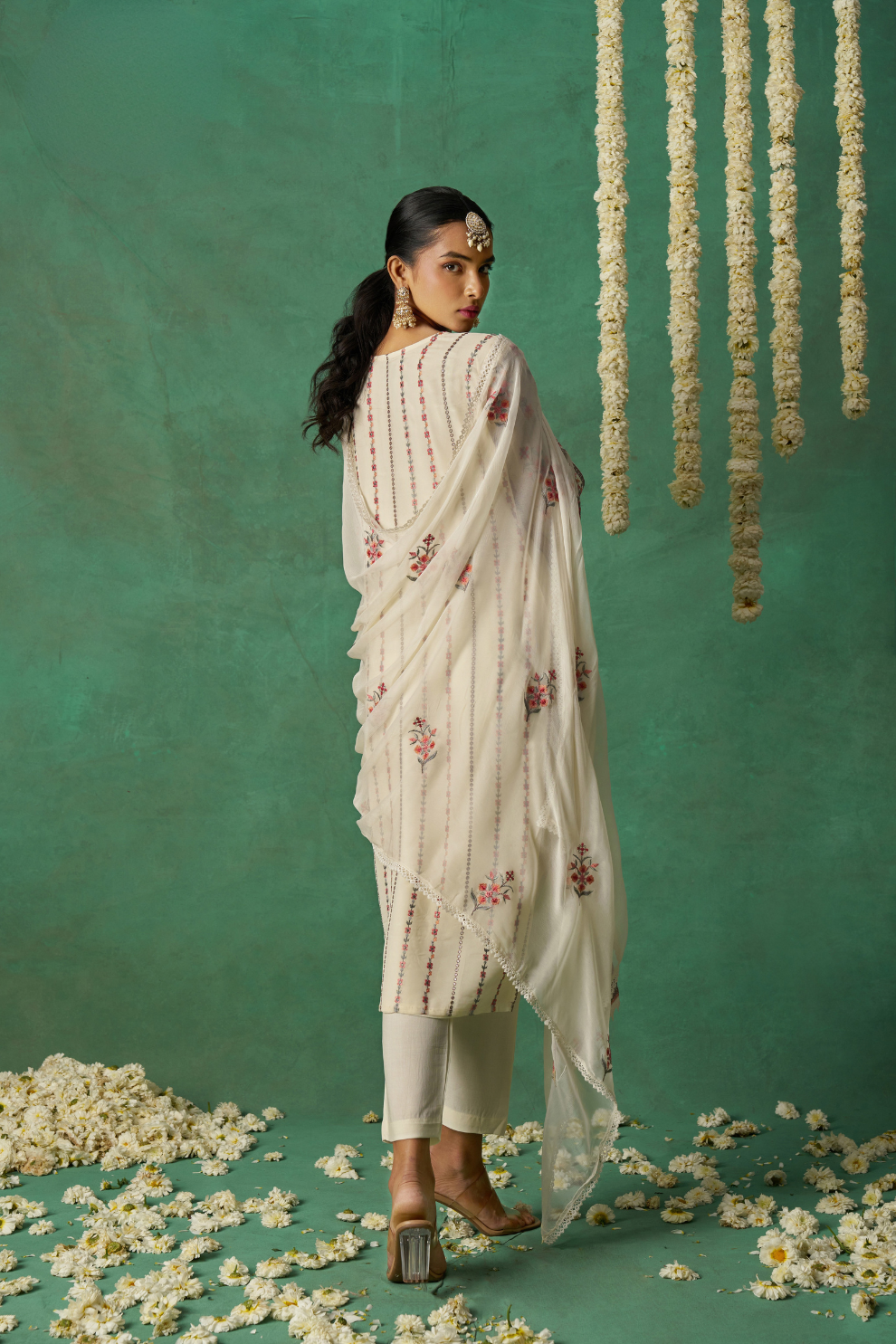 Graceful Multi-Thread Embroidered Pant Suit