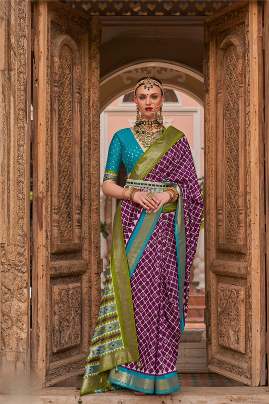 Banarasi Georgette Satin Saree with Artistic Print Detailing