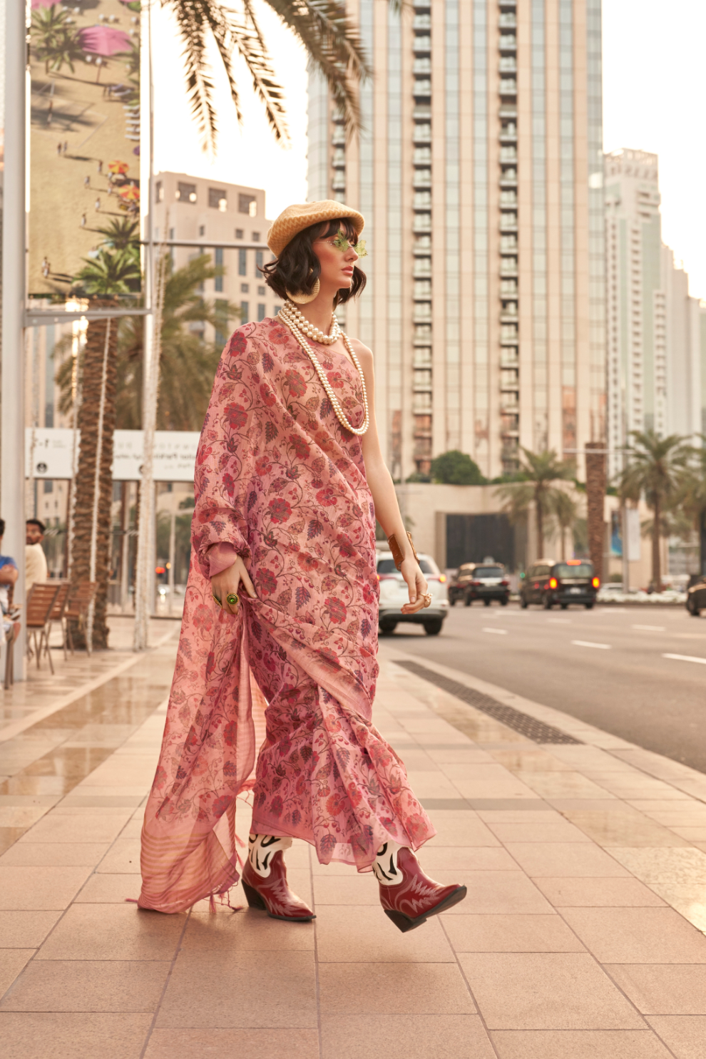 Tissue Saree with Elegant Handloom Weaving and Subtle Shine