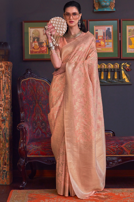 Graceful Handloom Woven Silk Saree with Traditional Charm