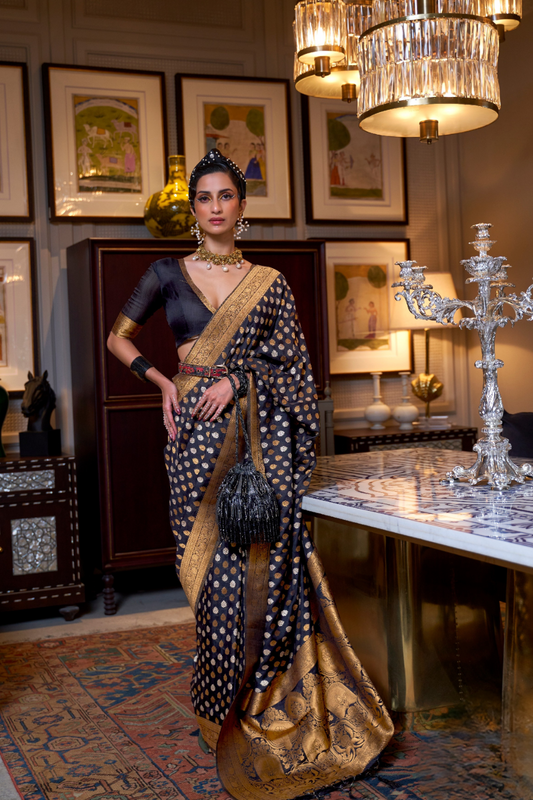 Zari Woven Silk Saree with Traditional Rich Pallu Design