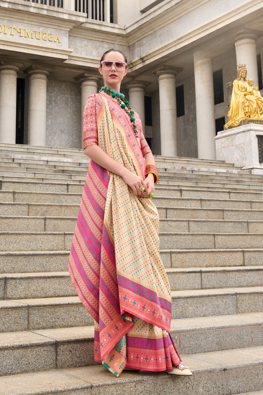 Royal Grace – Pure Soft Banarasi Silk Saree with Rich Zari Weaving - LaVante Fashion