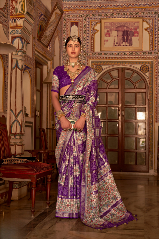 Elegant Pure Silk Bandhani Saree with Weaving and Artistic Print