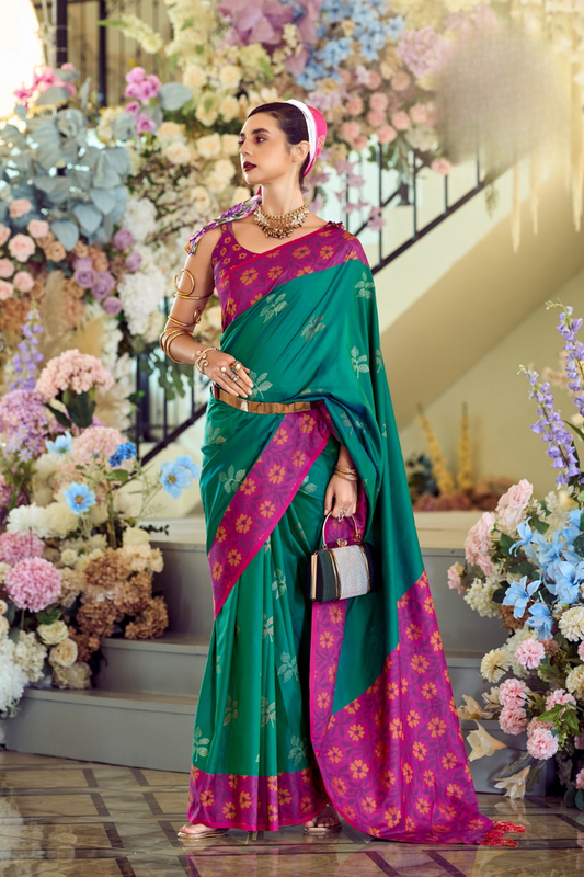 Soft Silk Saree with Traditional Ikkat Border - LaVante Fashion