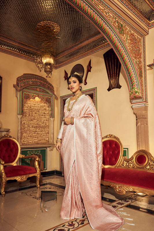 Graceful Loom Pure Handloom Silk Saree in Luxurious Soft Finish - LaVante Fashion