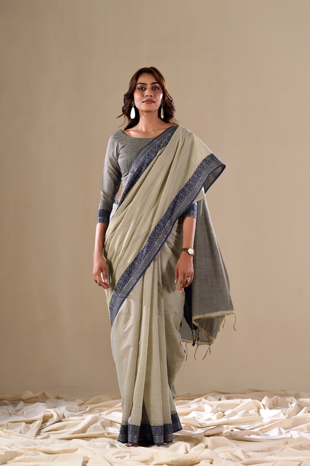 Handloom Cotton Fabric with Contrast Border - LaVante Fashion