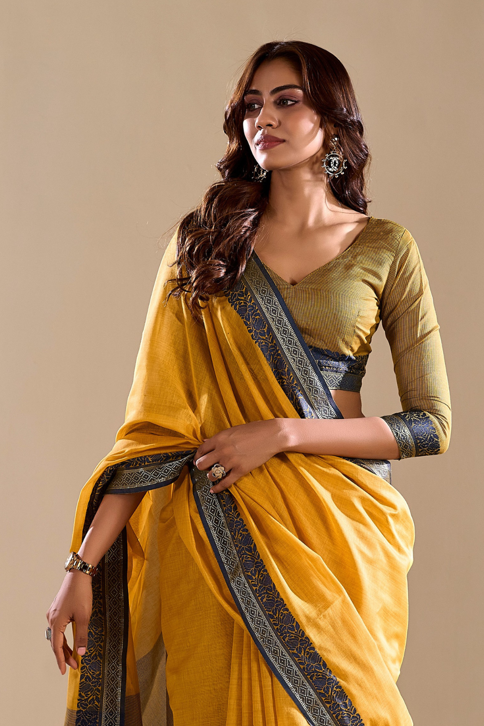 Handloom Cotton Fabric with Contrast Border - LaVante Fashion