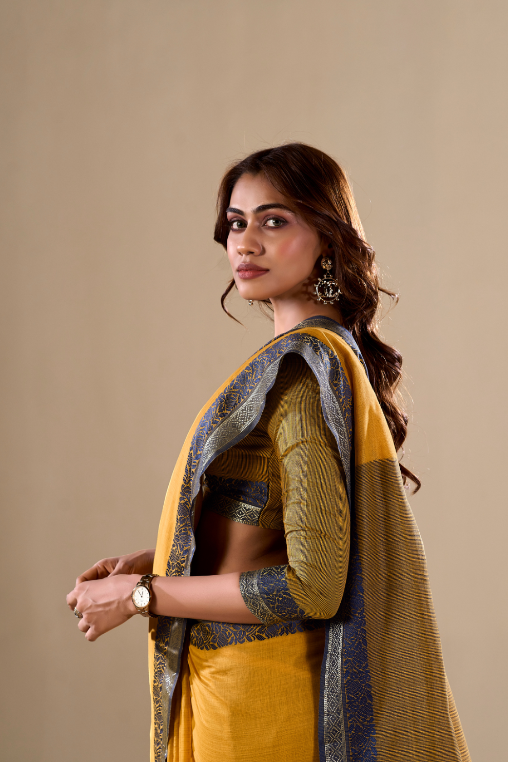 Handloom Cotton Fabric with Contrast Border - LaVante Fashion