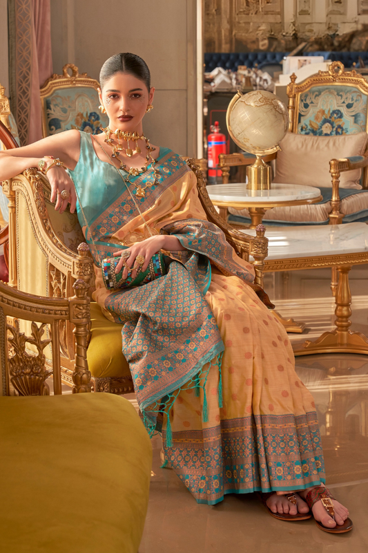 Ethnic Motifs Woven Design Zari Silk Blend Banarasi Saree