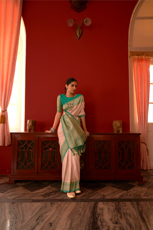 Pure Georgette Saree with Rich Traditional Jari Weaving