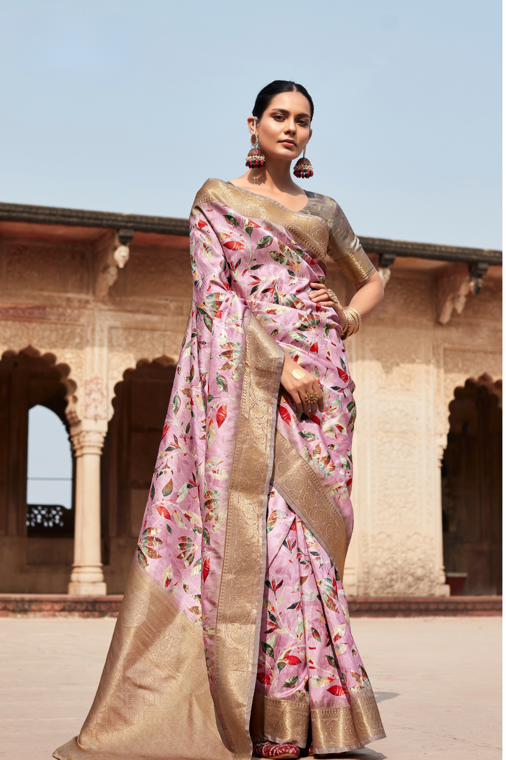 Handloom Silk – Timeless Craftsmanship with a Luxurious Touch - LaVante Fashion