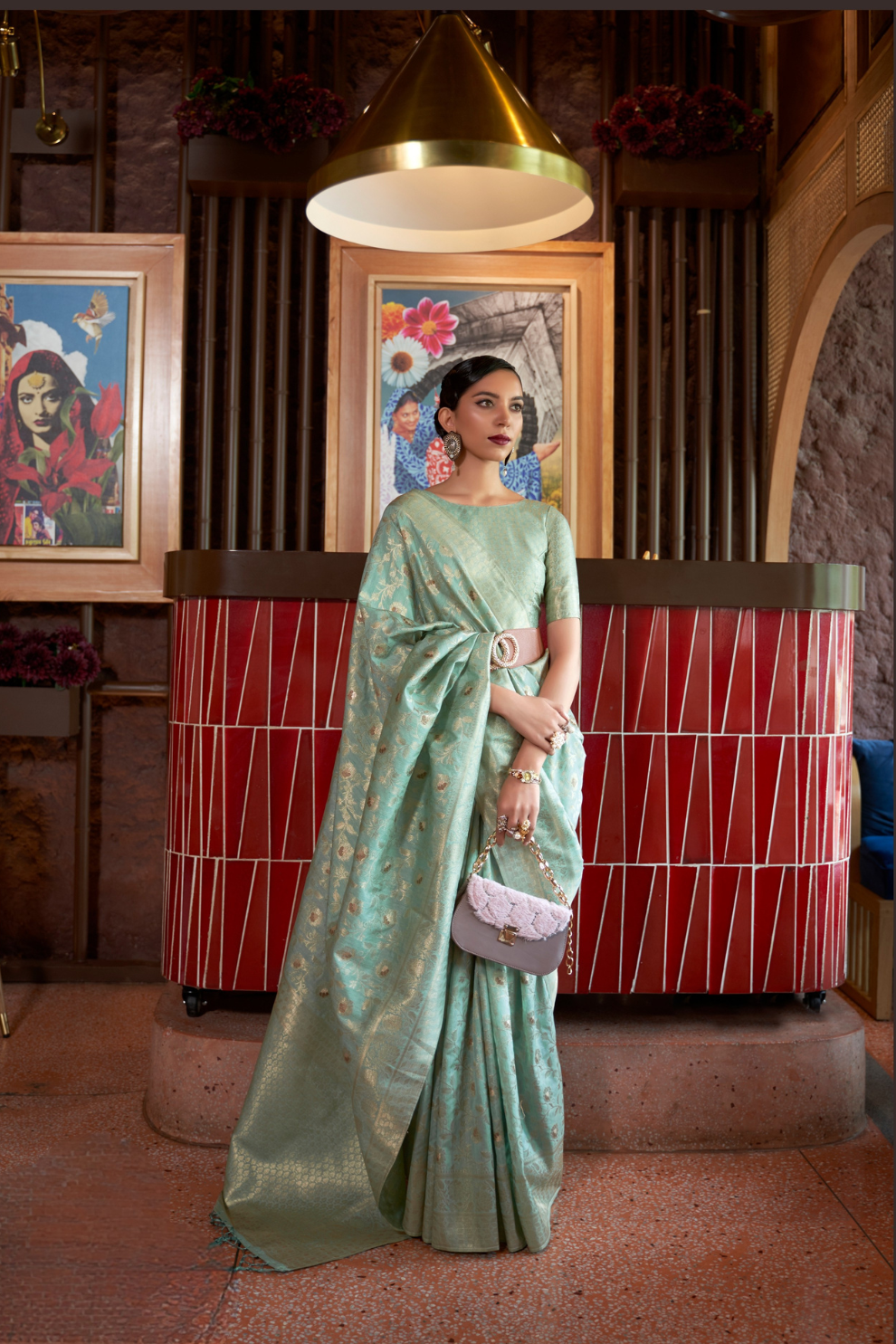 Elegant Tussar Silk Saree with Zari Woven Detailing