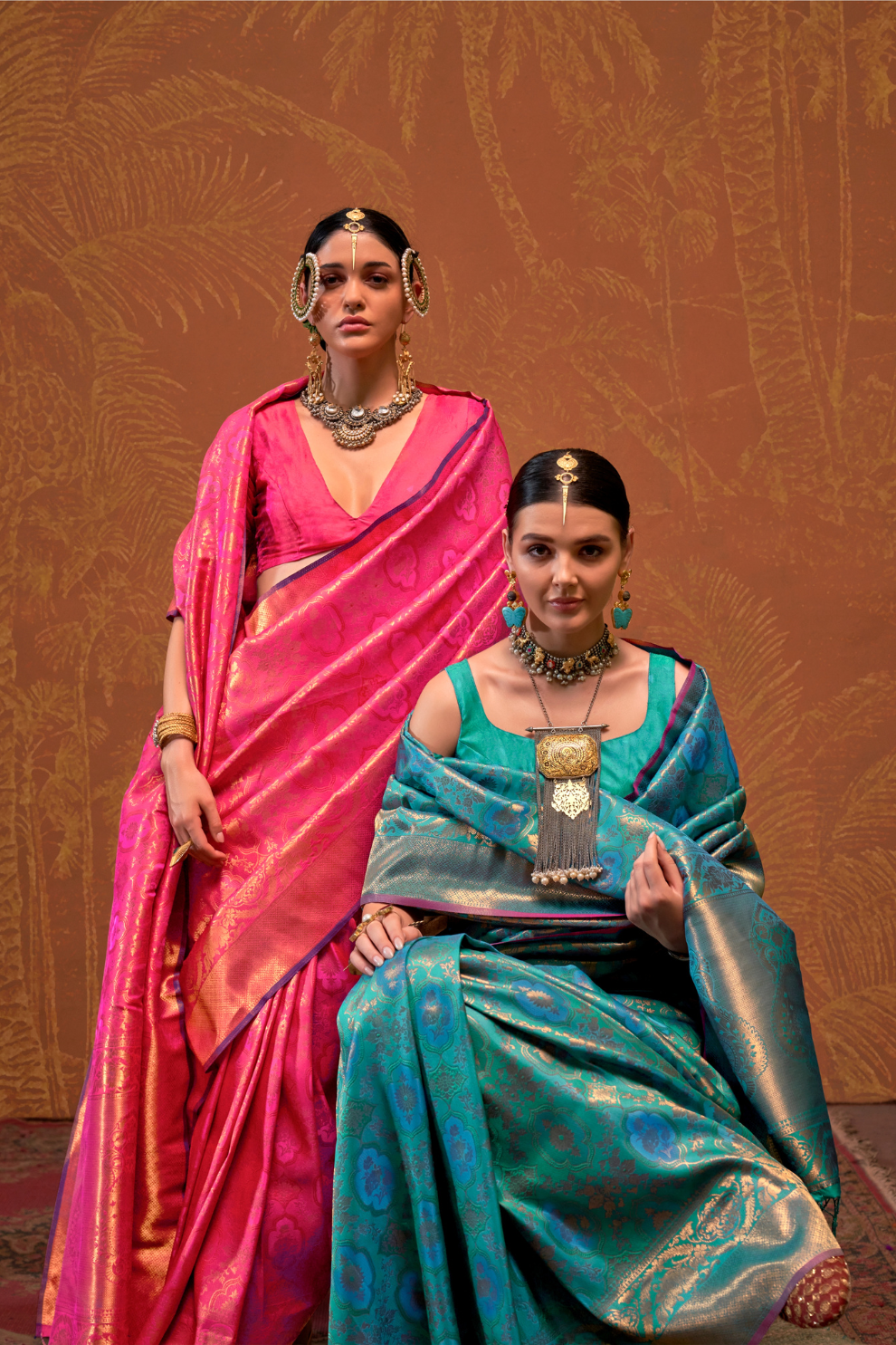 Gracefully Woven Pure Handloom Silk Drape Saree