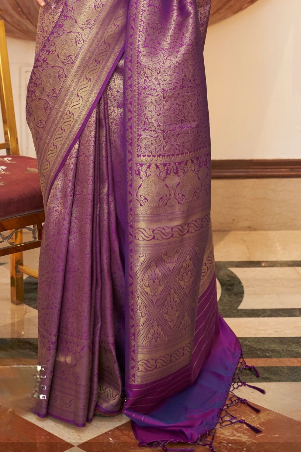 Handloom Banarasi Weaving Silk Saree with Traditional Elegance