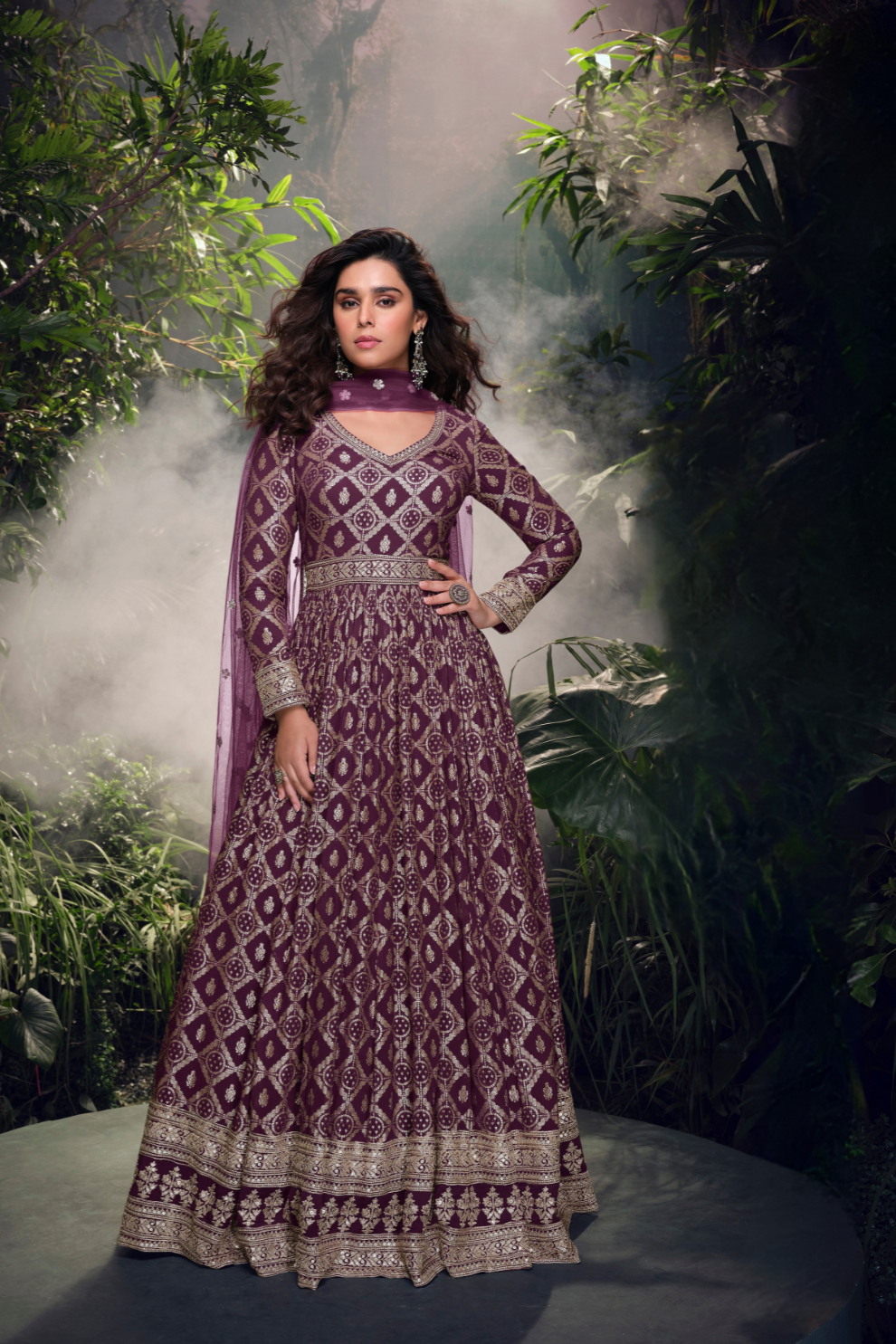 Elegance Enchanted  The Royal Embroidered Handcrafted Majesty in Every Thread Gwon