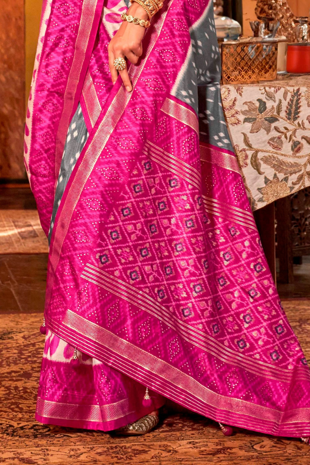 Pure Viscose Silk Saree with Silk Blend Designer Print