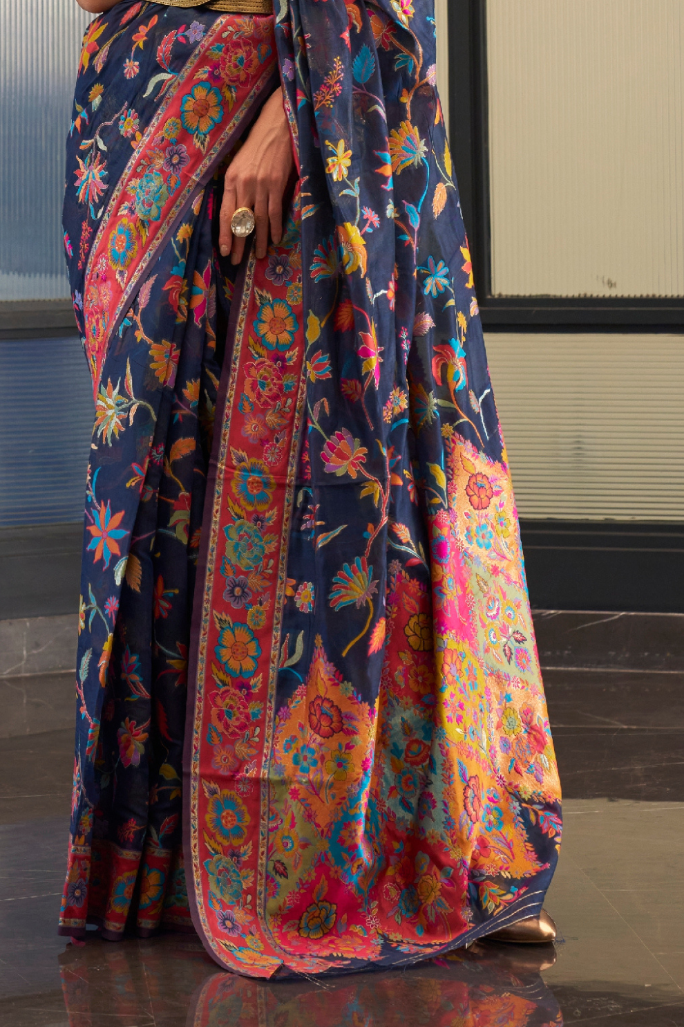 Kashmiri Modal Pashmina Silk Saree with Traditional Elegance