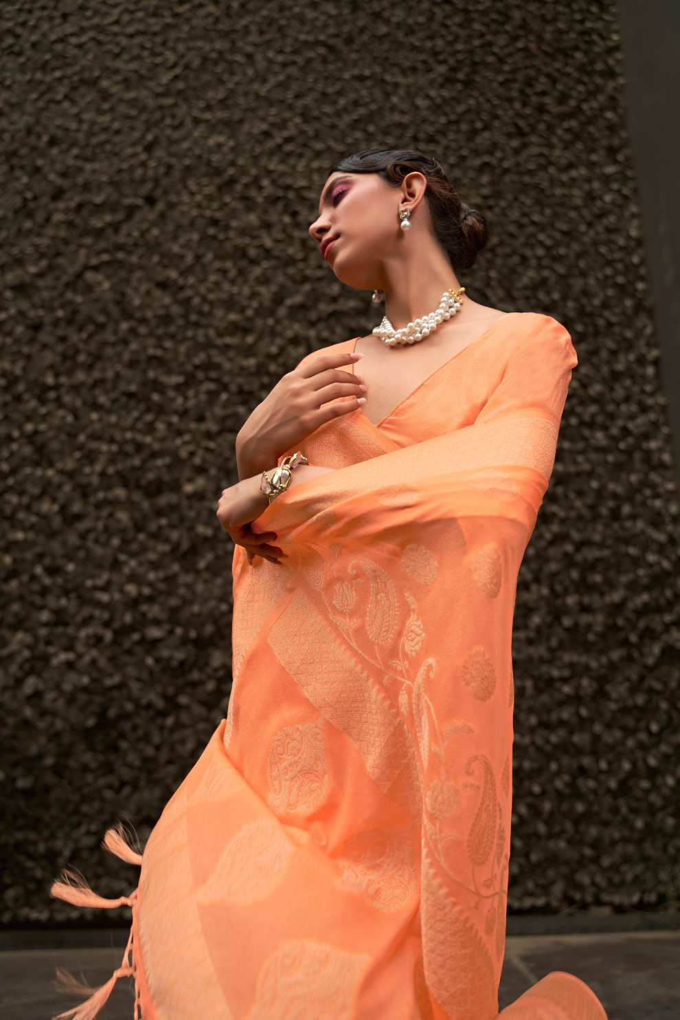 Designer Two-Tone Weaving Saree in Nylon Chinon