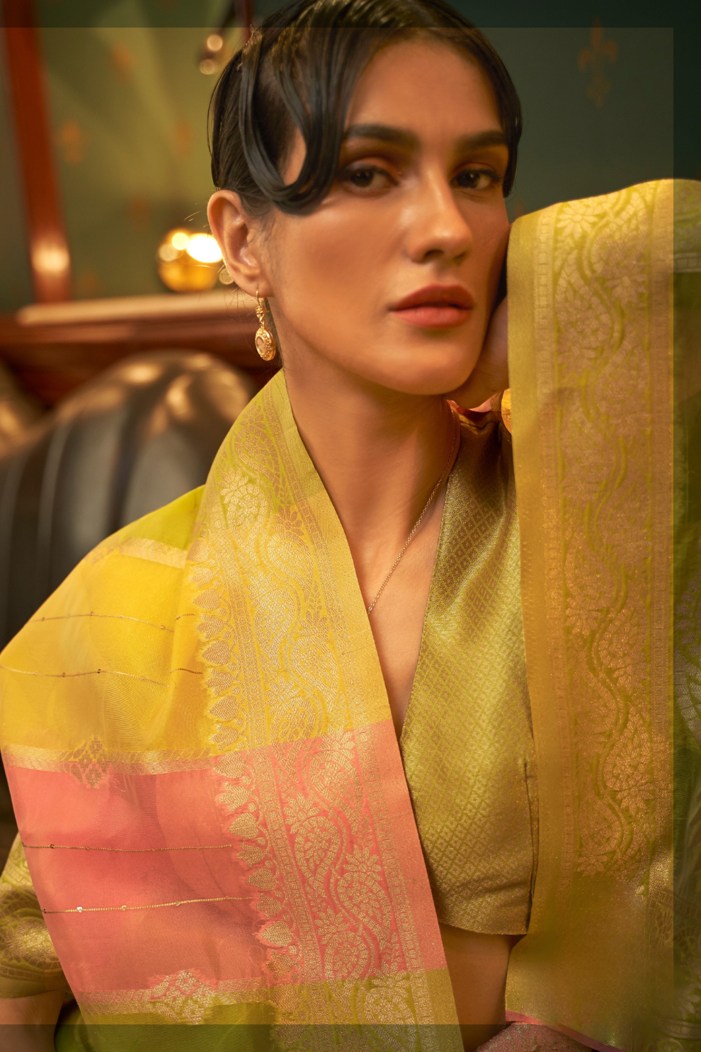 Elegant Organza Woven Saree with Subtle Traditional Charm