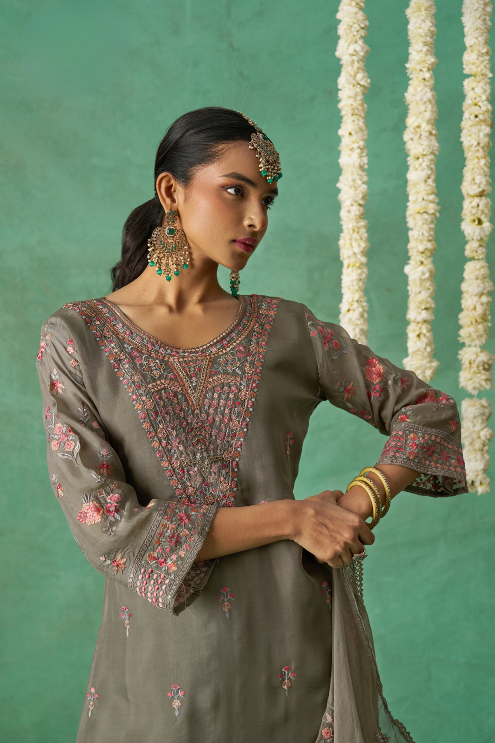 Graceful  Multi-Thread Embroidered Pant Suit