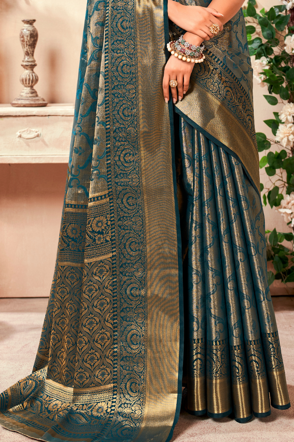 Pure Dharmavaram Silk Saree with Zari Weaving - LaVante Fashion