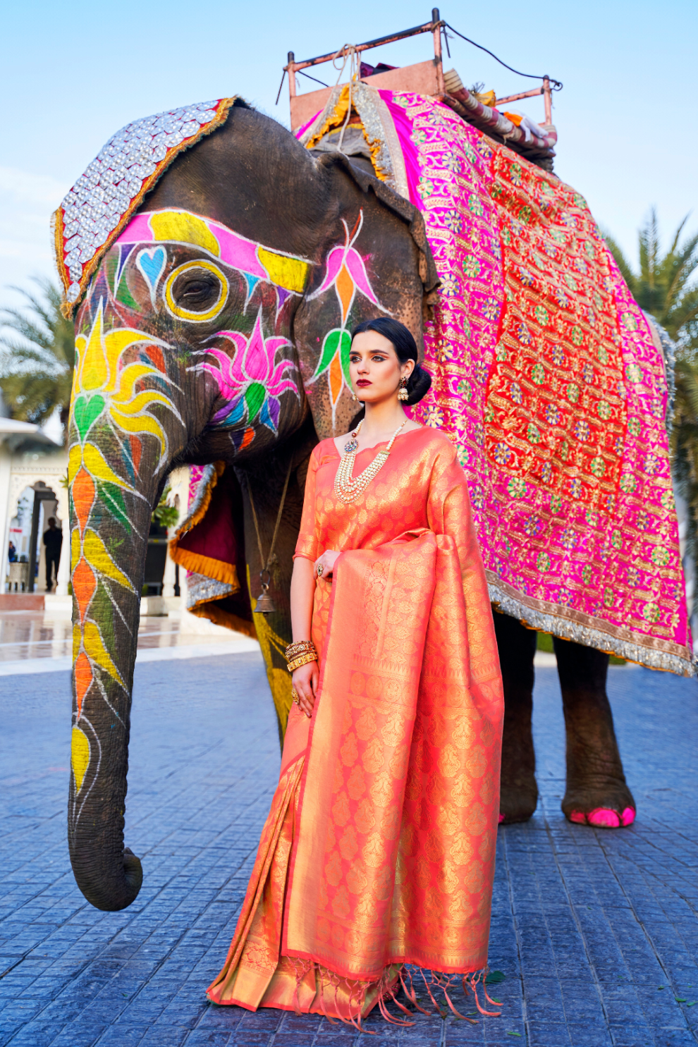 Elegant Kanjivaram Silk Saree with Rich Handloom Weaving