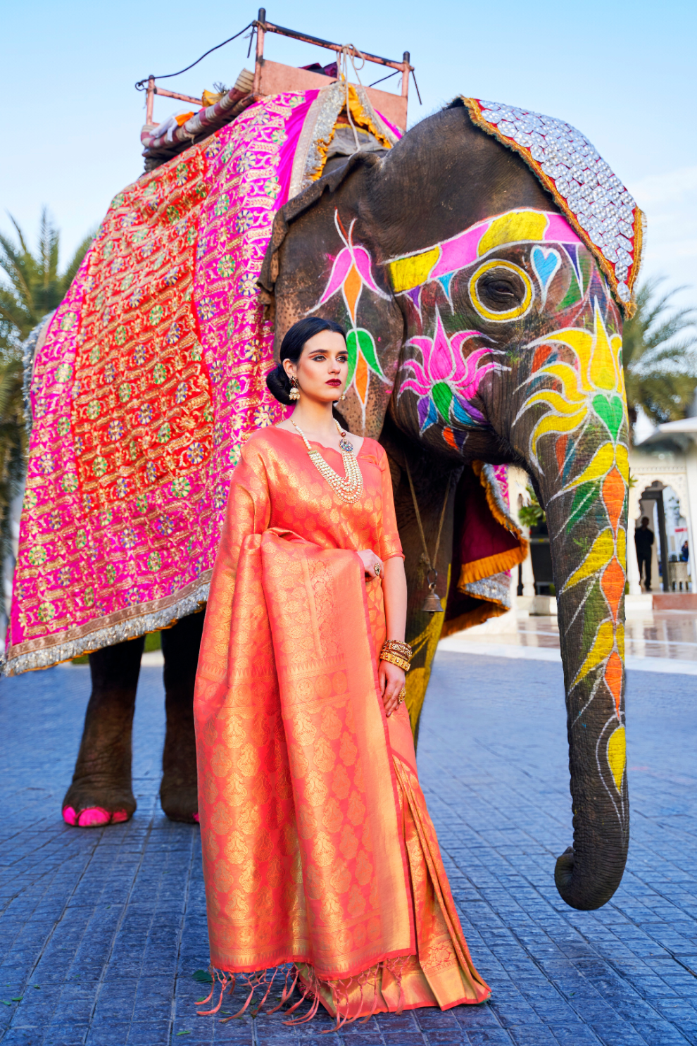 Elegant Kanjivaram Silk Saree with Rich Handloom Weaving