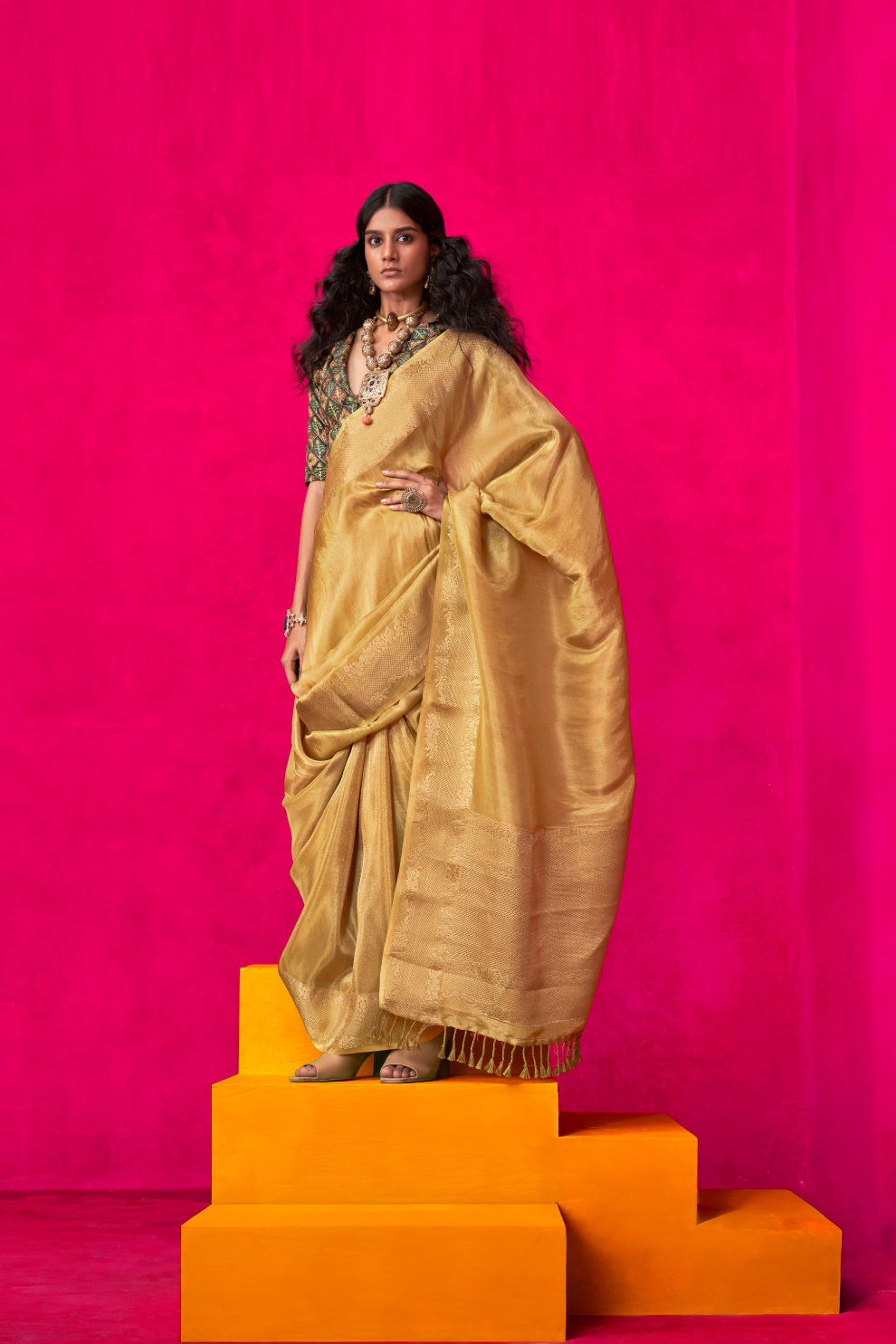 Elegant Tissue Silk Saree with Subtle Shine and Lightweight Grace