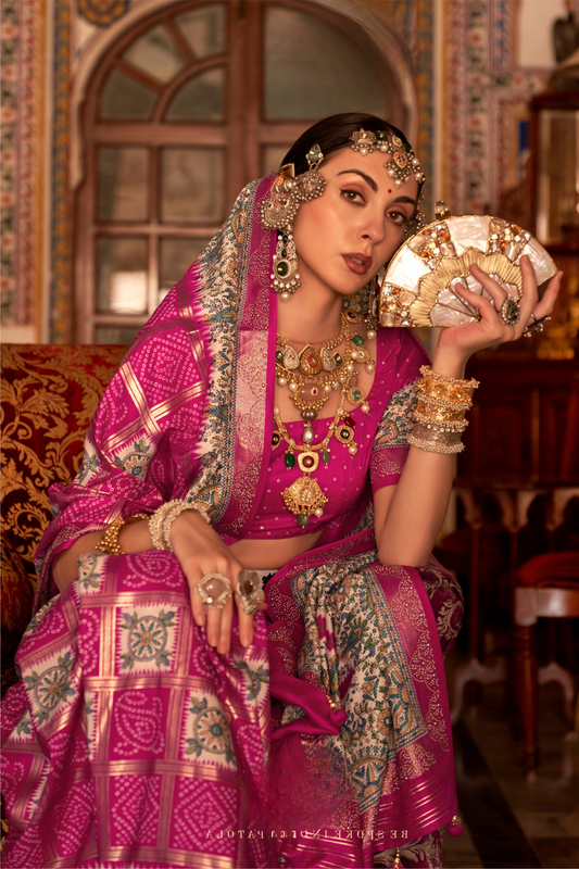 Elegant Pure Silk Bandhani Saree with Weaving and Artistic Print