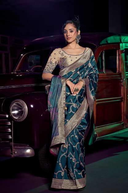 Pure Silk Saree with 3D Weaved Pallu and Heavy - LaVante Fashion