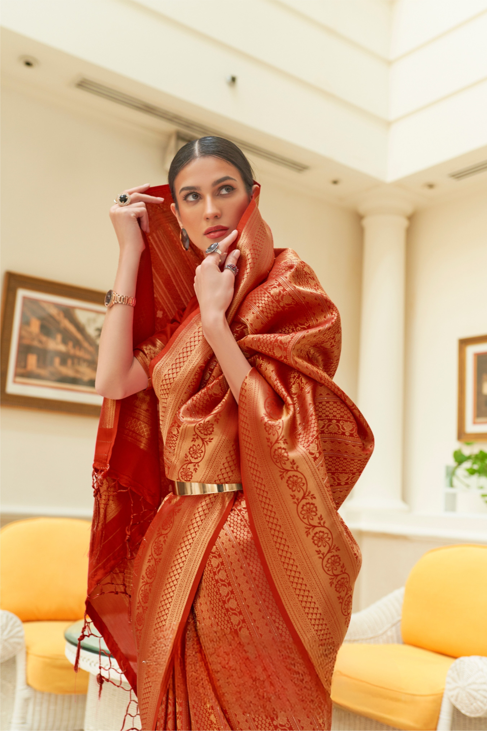 Traditional Zari Woven Silk Saree with Rich Ethnic Appeal