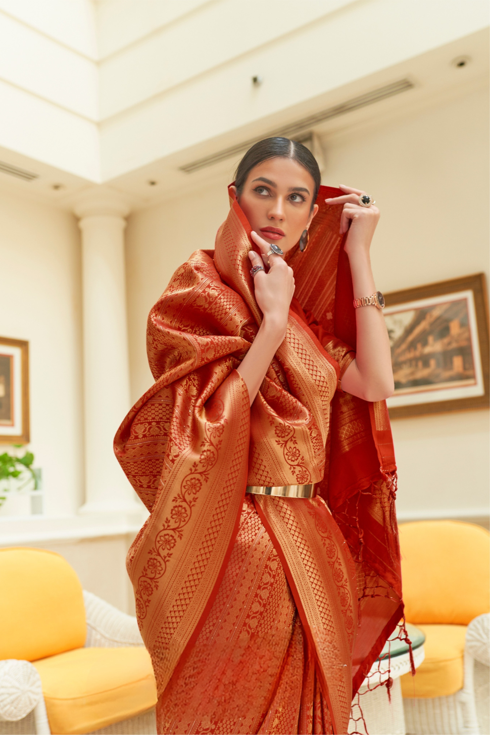 Traditional Zari Woven Silk Saree with Rich Ethnic Appeal