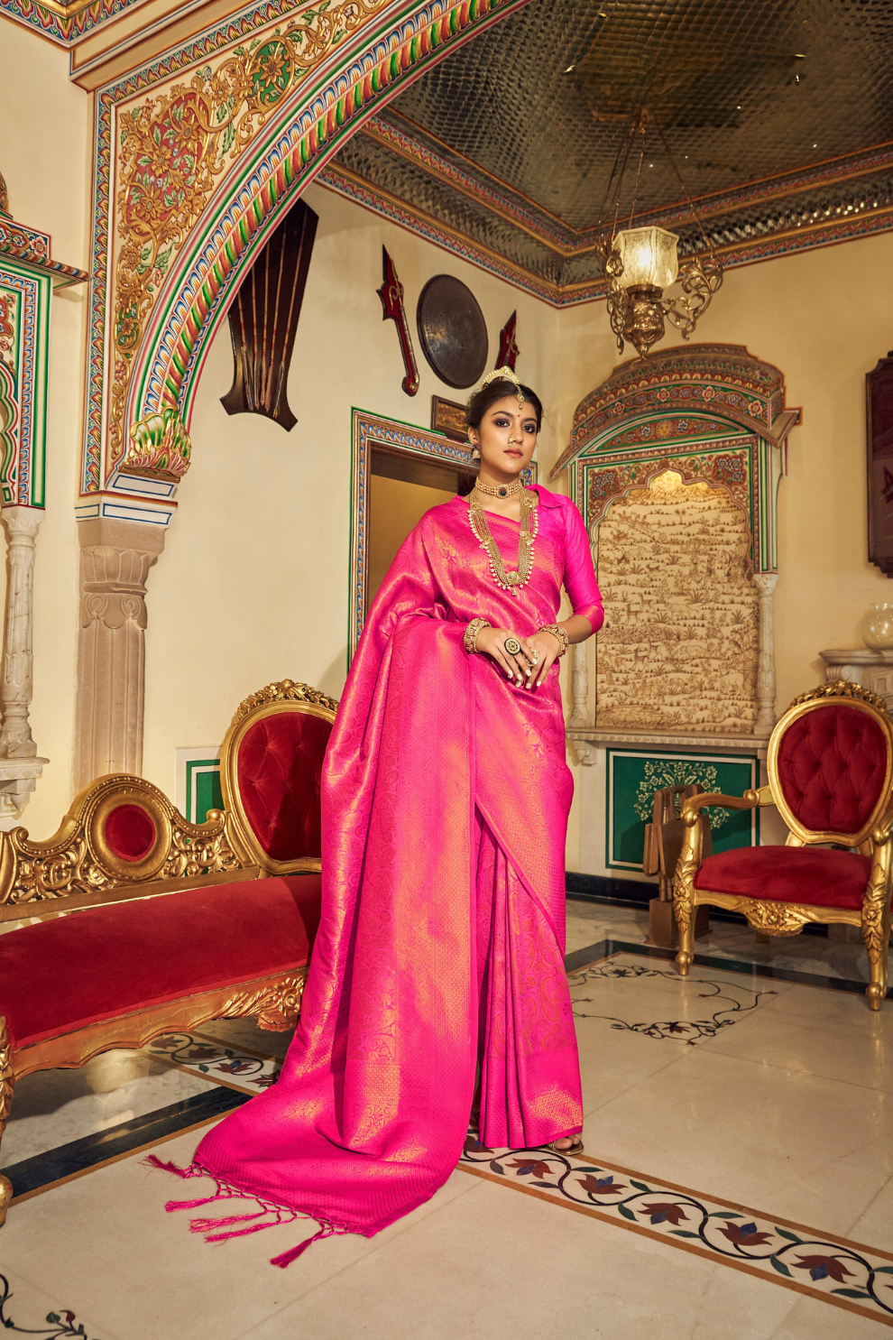 Graceful Loom Pure Handloom Silk Saree in Luxurious Soft Finish - LaVante Fashion