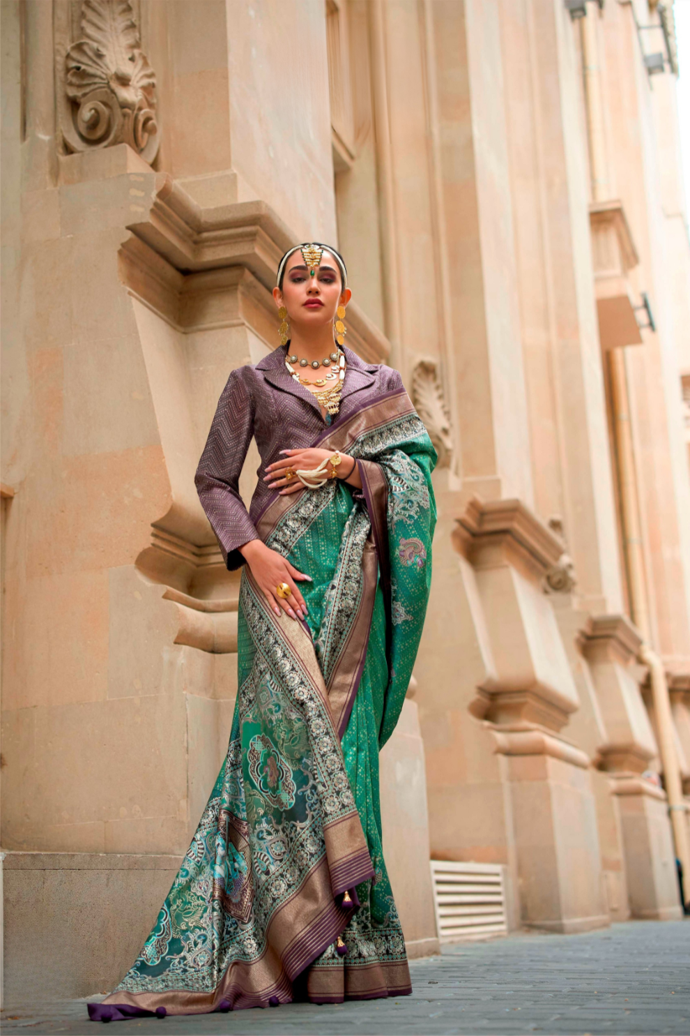 Elegant Shine Super Poly Viscose Silk Saree with Apoxy Finish - LaVante Fashion