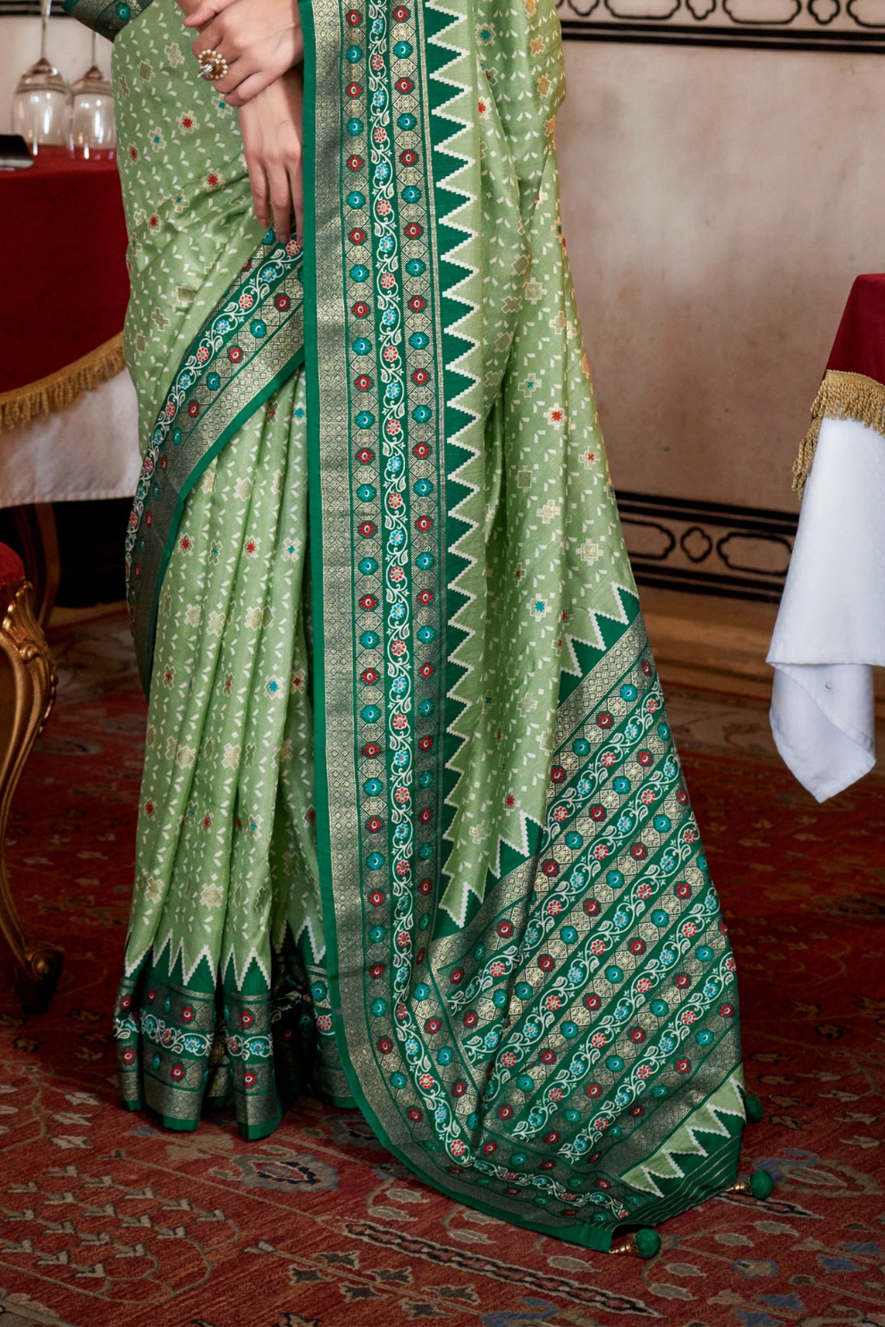 Soft Viscose Silk Woven Printed Patola Designed Saree