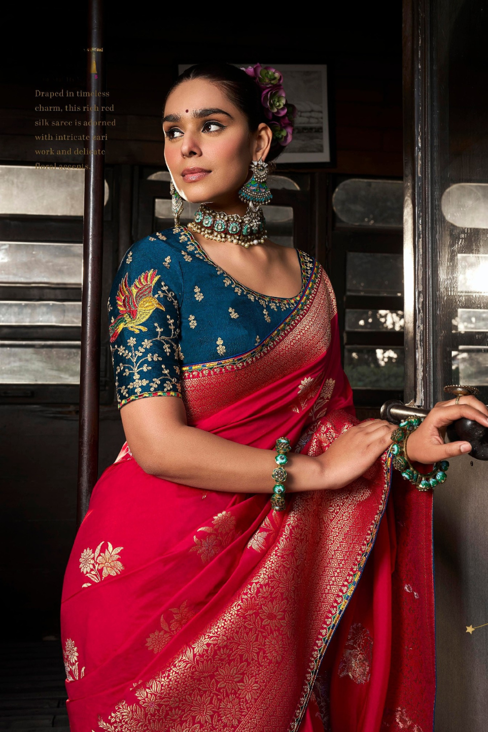 Soft Dola Viscose Silk Saree with 3D Weaved Pallu - LaVante Fashion