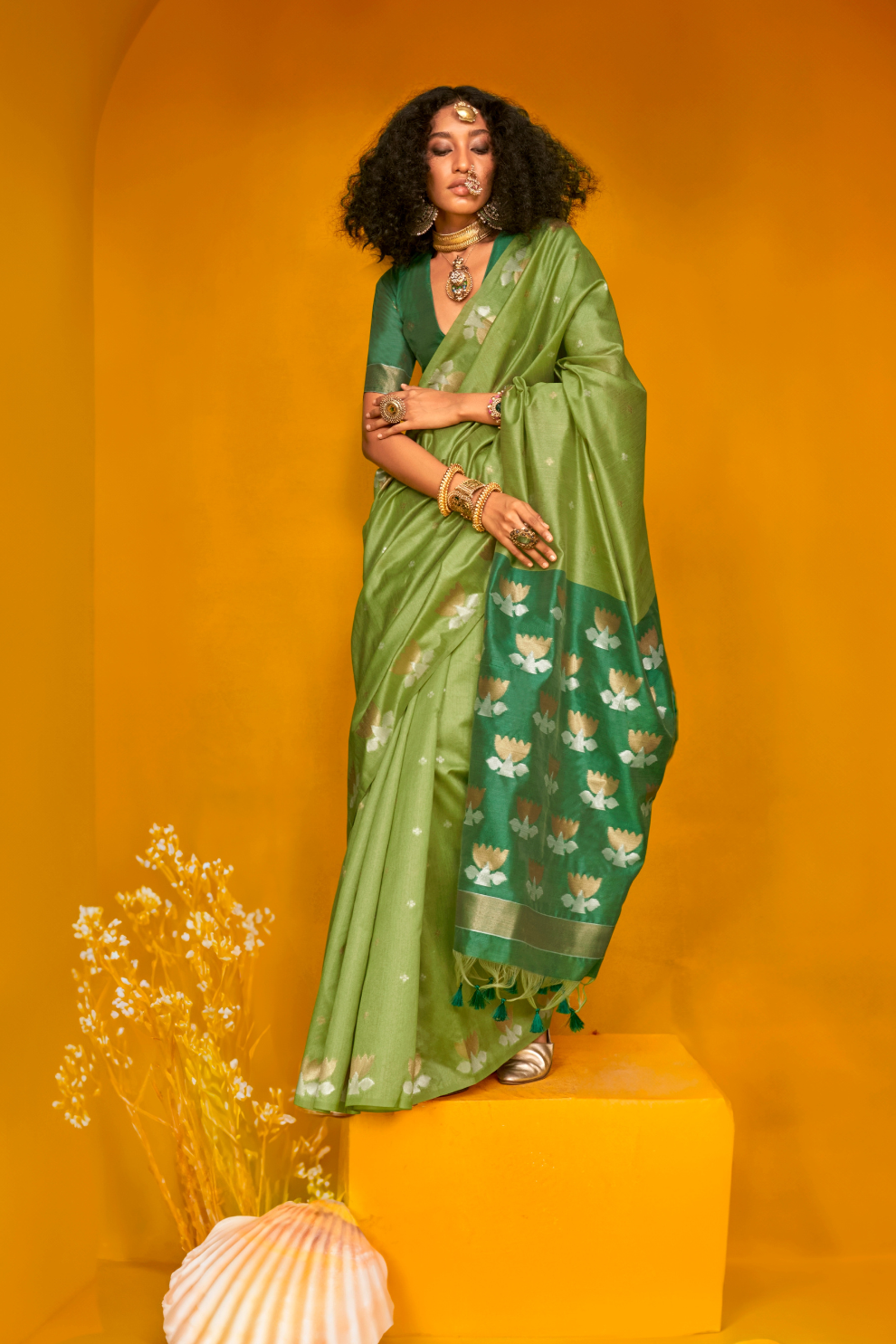 Tussar Handloom Weaving Silk Saree with Natural Finish Elegance