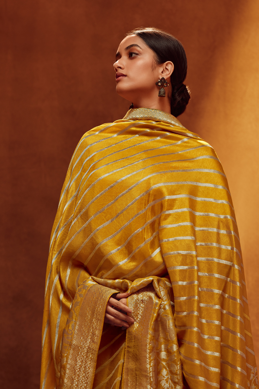 Soft Viscose Solid Saree with Blouse for Everyday Elegance